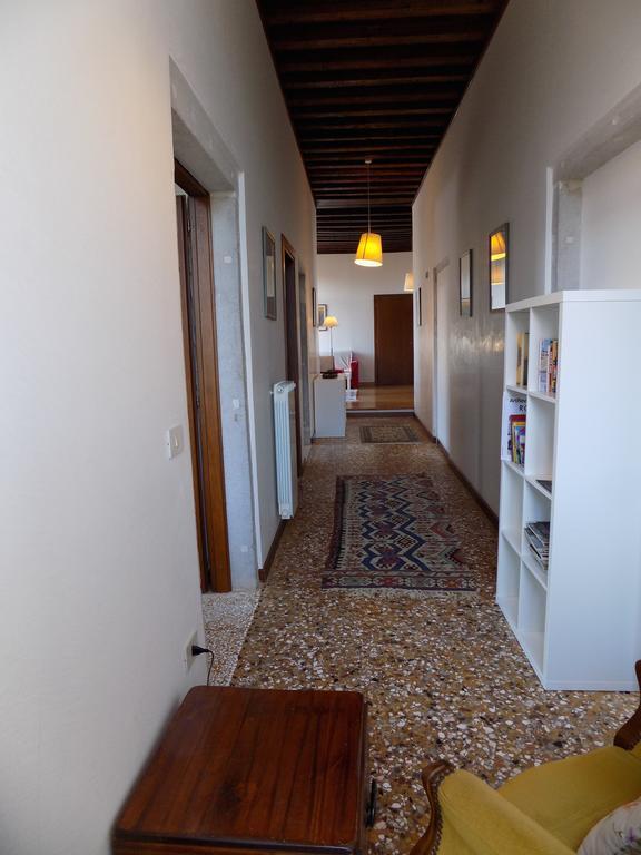 San Trovaso Apartment *
